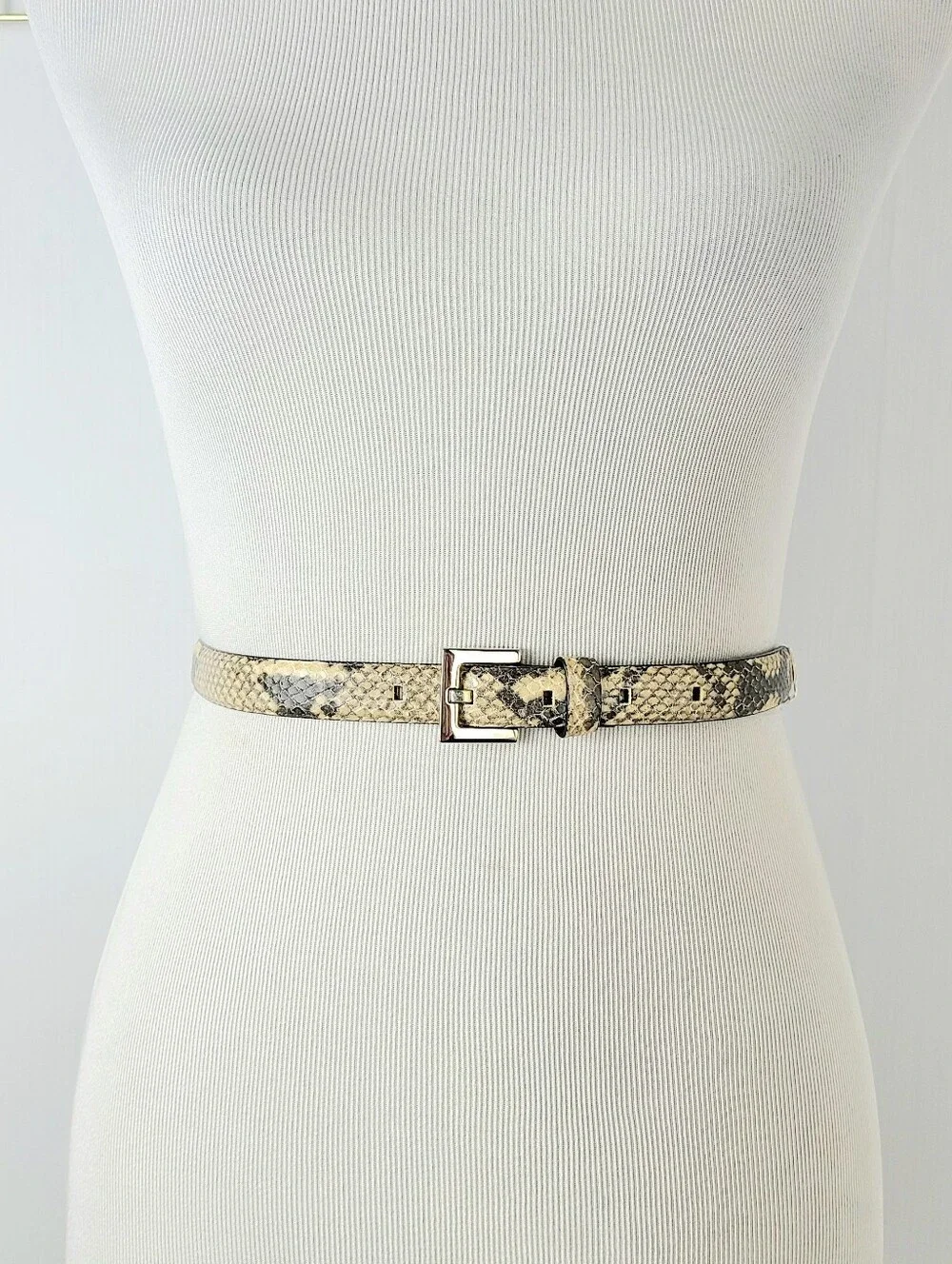 Ann Taylor Snakeskin Italian Genuine Leather Vintage Belt